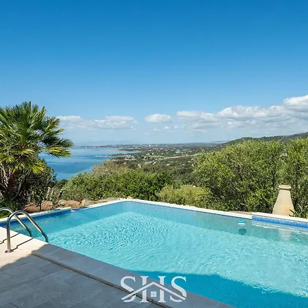 Villa D'angeli Terra Mala